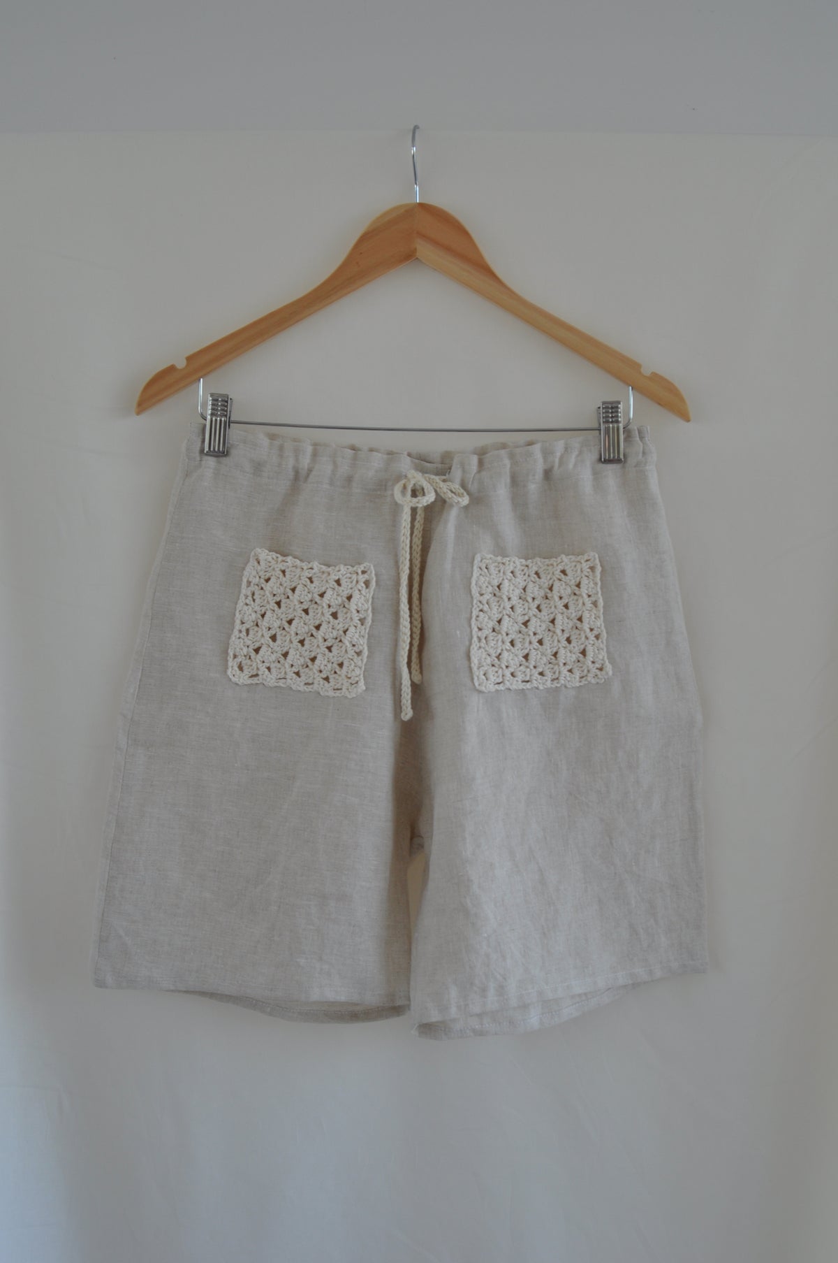 Aiora - Short - Fanny-Rose Candela et Etiu